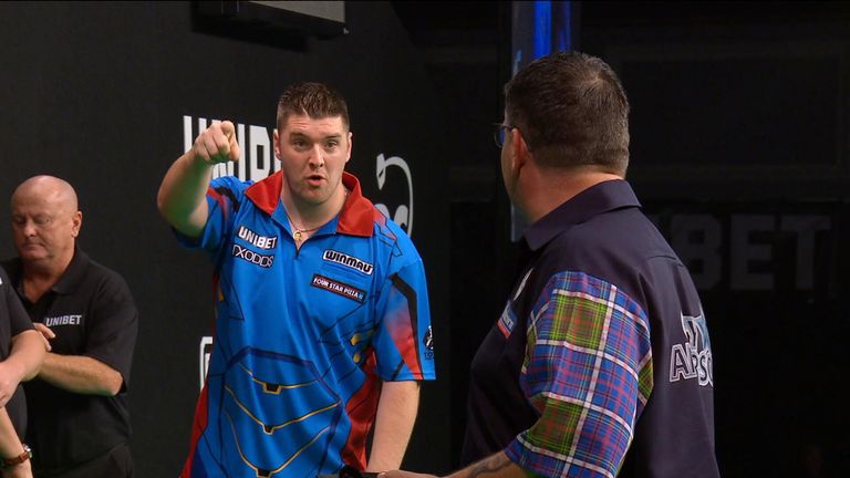 tension between Daryl Gurney and Gary Anderson at grand prix