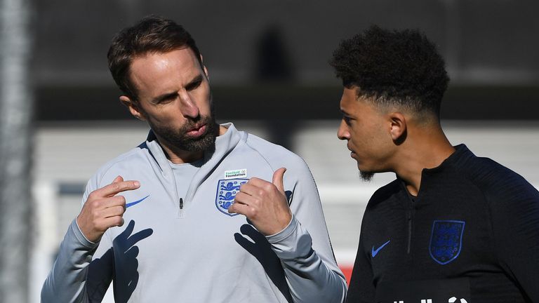 Gareth Southgate issues instructions to Jadon Sancho in England training