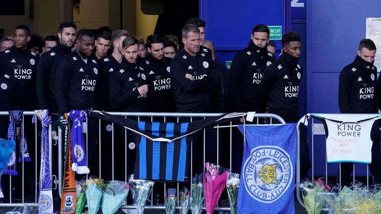 Leicester City players pay tribute to owner 