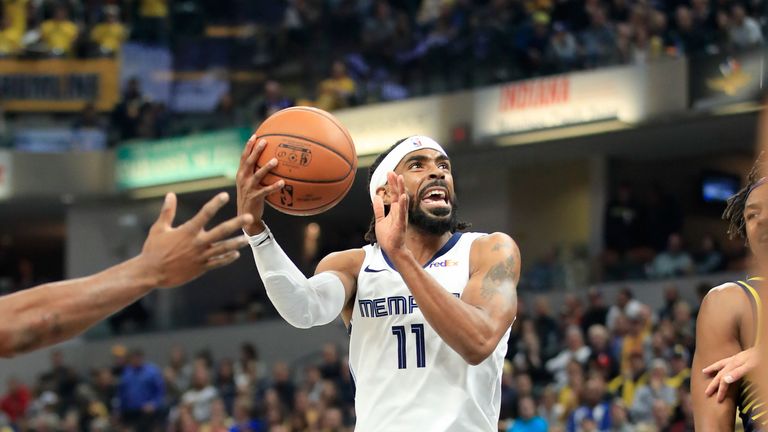 Mike Conley of the Memphis Grizzlies with a lay-up during the game against the Indiana Pacers