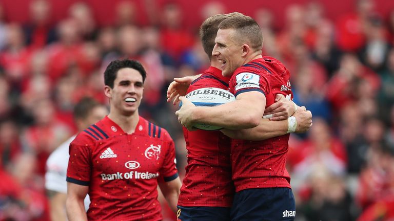 Munster scored five tries as they saw off 14-man Gloucester in Limerick 
