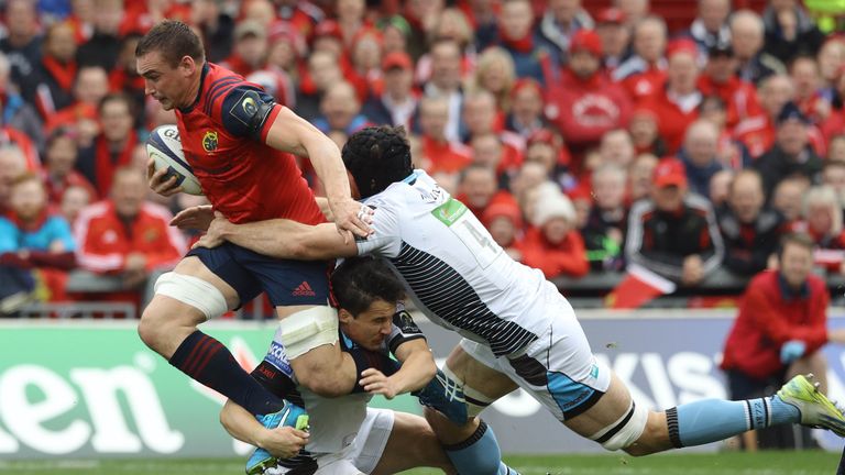 Munster's Tommy O'Donnell runs through the Glasgow defence during the European Champions Cup, Pool One match