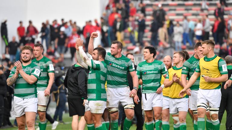 Newcastle Falcons celebrating after the full-time whistle at the Stade Felix Mayol