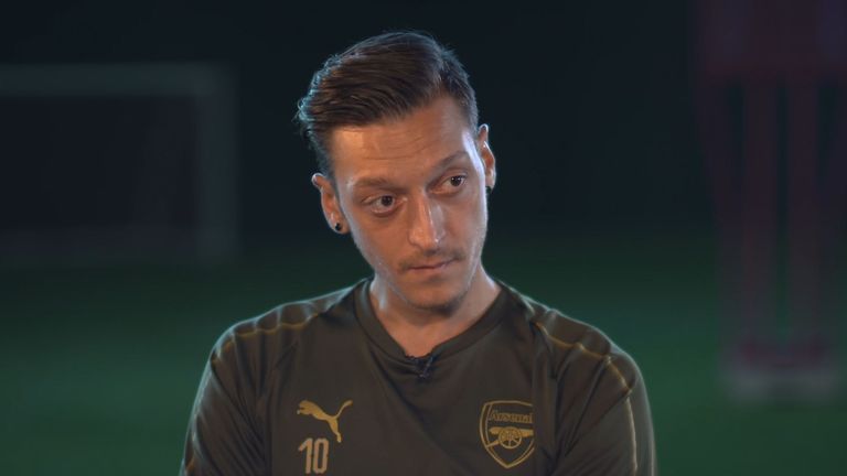 In an exclusive interview with Sky Sports, Arsenal’s Mesut Ozil has said he laughs off criticism of his style of play