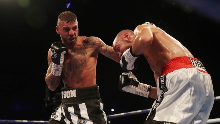 NEWCASTLE UPON TYNE, ENGLAND - OCTOBER 13 Francesco Patera fights Lewis Ritson during the European Lightweight Championship fight at Metro Radio Arena on October 13, 2018 in Newcastle upon Tyne, England. (Photo by Ian MacNicol/Getty Images)