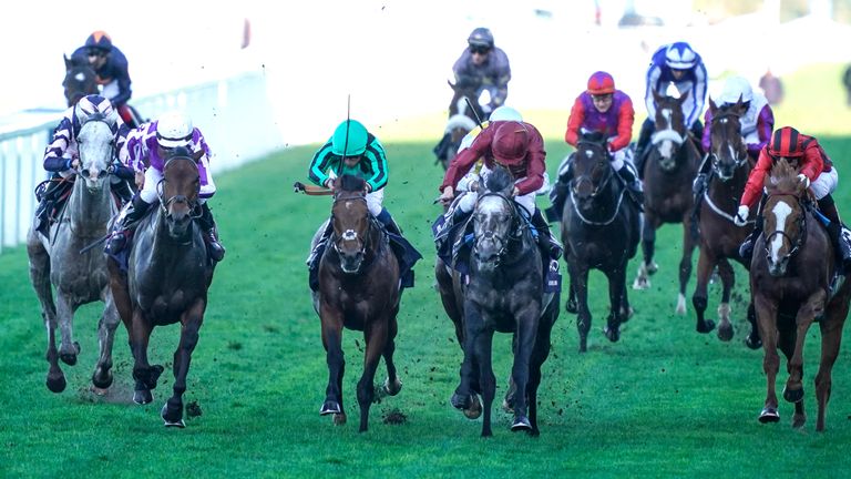 Roaring Lion winning The Queen Elizabeth II Stakes at Ascot in 2018