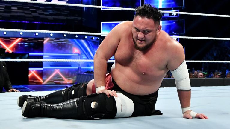 Samoa Joe's knee injury cost him dearly in his loss to Jeff Hardy on this week's SmackDown