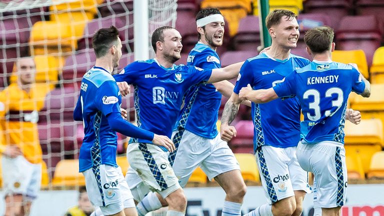 St Johnstone's celebrate their late winner