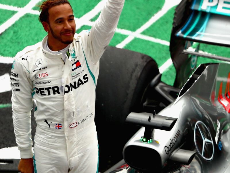 F1 2018: Lewis Hamilton draws level with Fangio on five World Championships