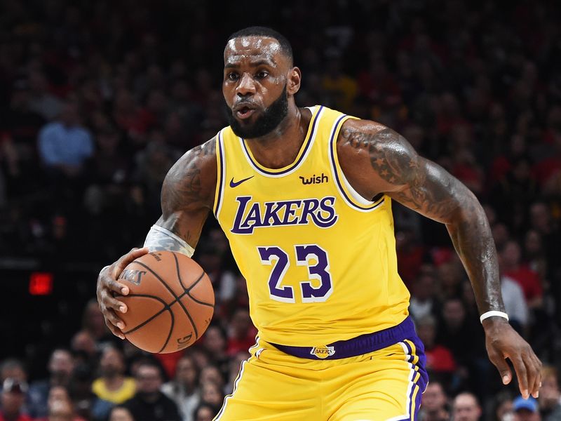 Lakers Lose to Trail Blazers in LeBron James's Debut - The New York Times
