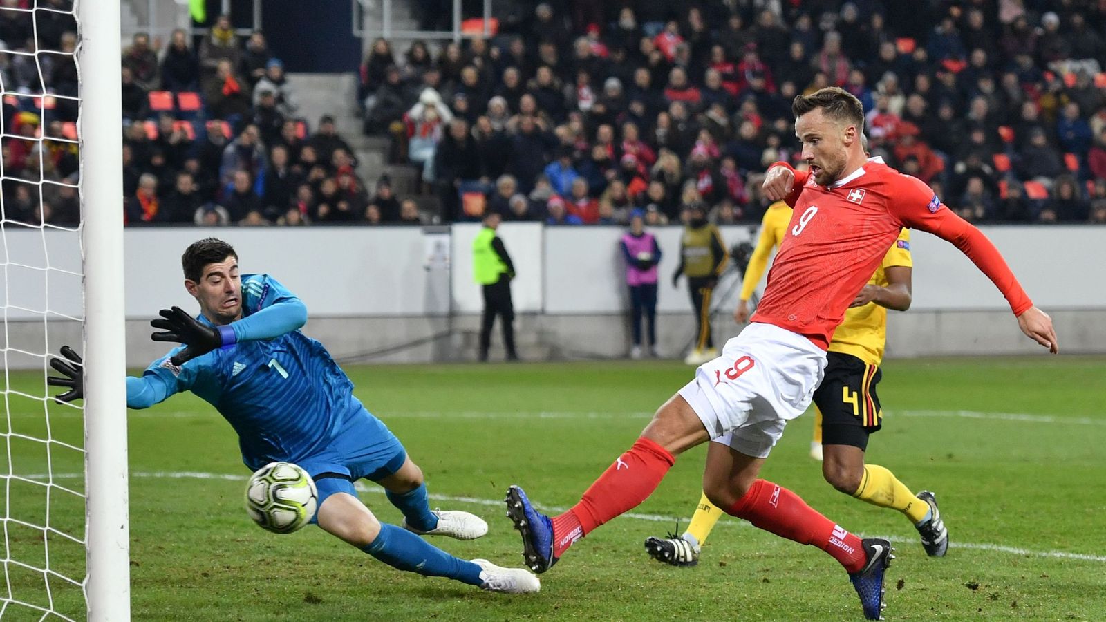 Belgium switzerland. Лига Швейцарии. Бельгия и Швейцария. Futbol Millatlar ligasi XARVATIYA vs Niderlandiya. Харис Сеферович PNG.