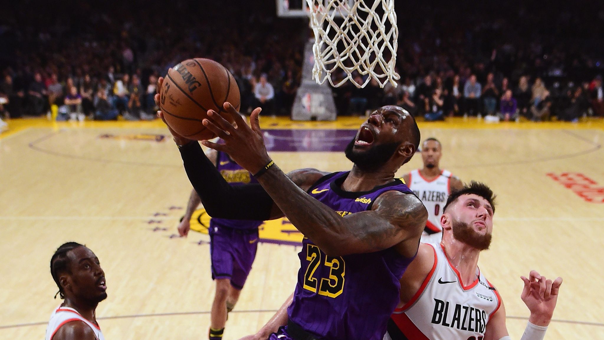 LeBron James Scores 44 Points To Surpass Wilt Chamberlain On NBA All ...