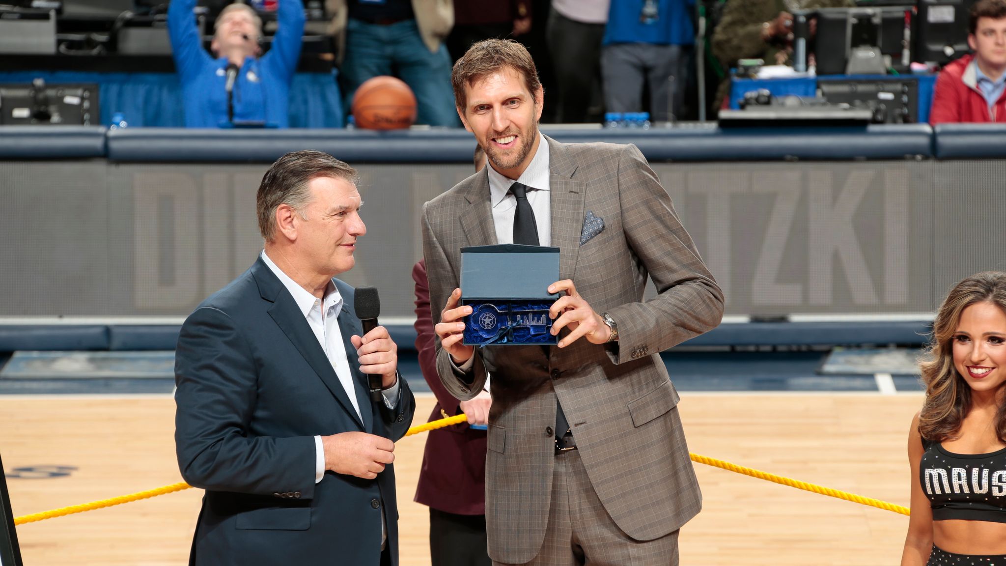 Dallas Mavericks Dirk Nowitzki Dallas Mavericks Dirk Nowitzki In Action Vs Oklahoma City Thunder At News Photo Getty Images Dallas Mavericks Star Luka Doncic Went Off As His Team Won - where is the mavericks school in roblox located