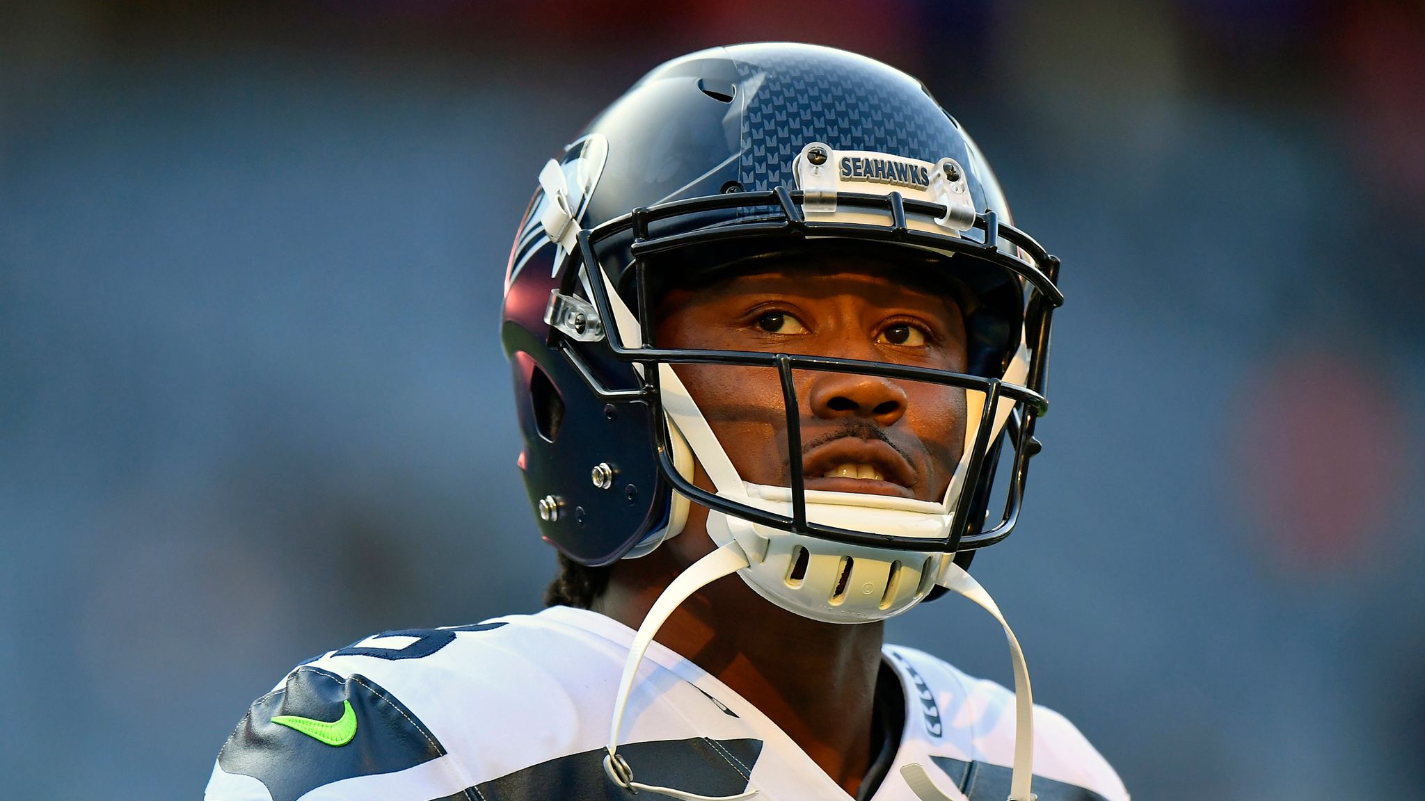 Veteran receiver Brandon Marshall says he's signing with Seahawks