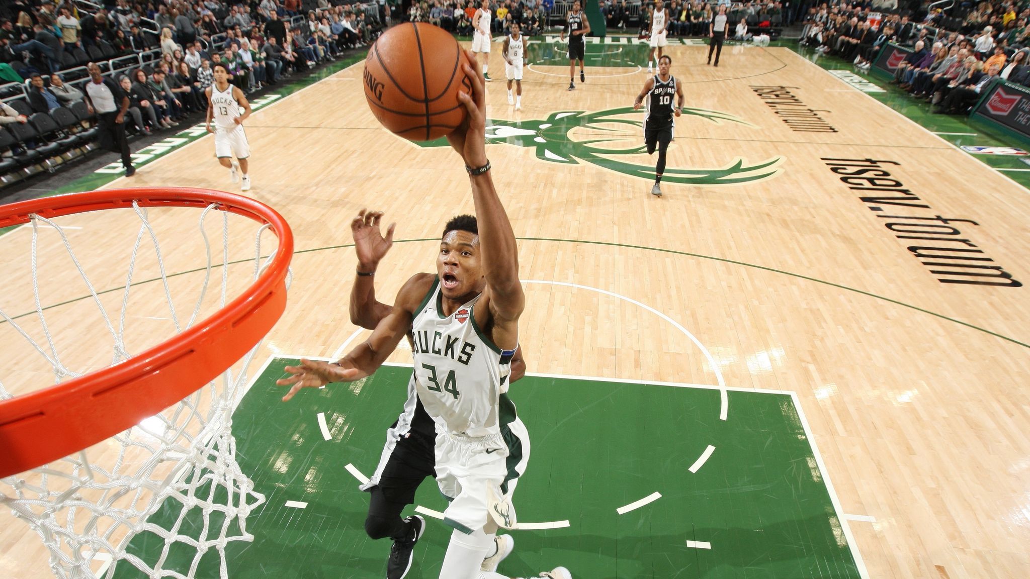 Giannis Antetokounmpo Stars Again As Milwaukee Bucks Beat San Antonio ...