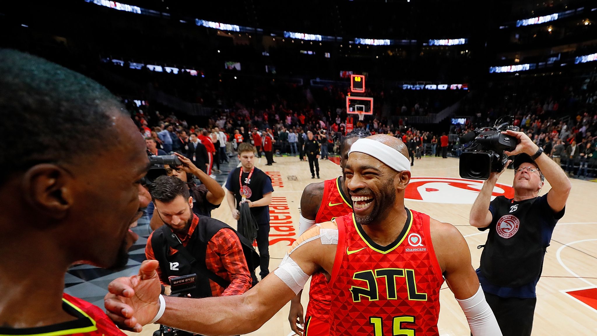 Hawks call Vince Carter's final two seasons an 'honor'