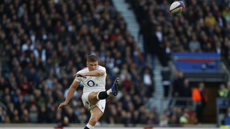 Owen Farrell's boot kept England in the game in the first half