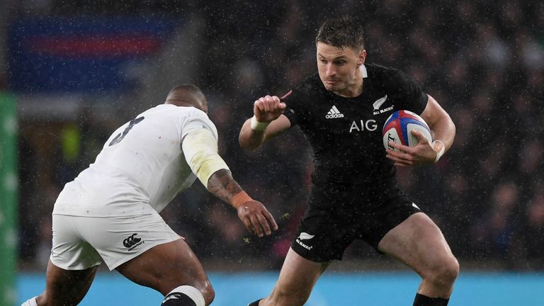  during the Quilter International match between England and New Zealand at Twickenham Stadium on November 10, 2018 in London, United Kingdom.