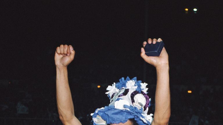 Chris Hughton celebrates after 1981 FA Cup final (Photo Allsport/Getty Images)