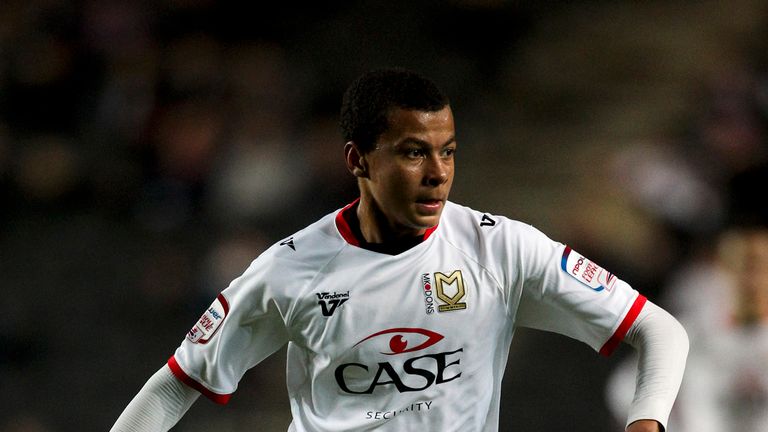 MILTON KEYNES, ENGLAND - NOVEMBER 13: Dele Alli of MK Dons in action during the FA Cup First Round Replay match between MK Dons and Cambridge City at Stadium MK on November 13, 2012 in Milton Keynes, England. (Photo by Ben Hoskins/Getty Images)