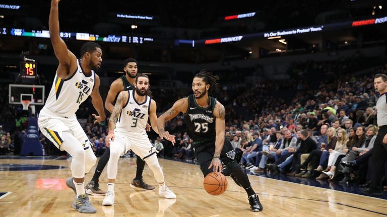 Derrick Rose #25 of the Minnesota Timberwolves shoots the ball against the Utah Jazz on October 31, 2018 at Target Center in Minneapolis, Minnesota. 