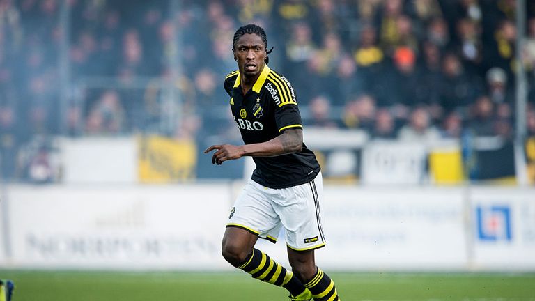 Etuhu in action for AIK of Stockholm