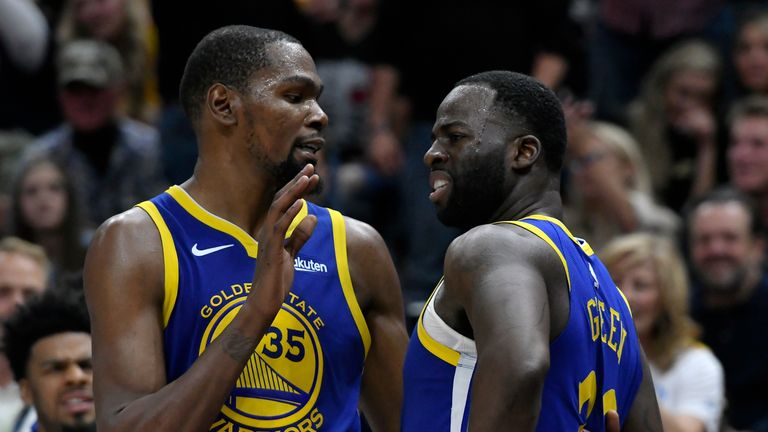 Kevin Durant (left) and Draymond Green had an explosive exchange