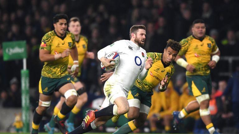 Elliot Daly breaks through to score England's second try