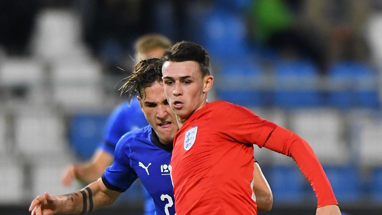Phil Foden in action for England U21s against Italy