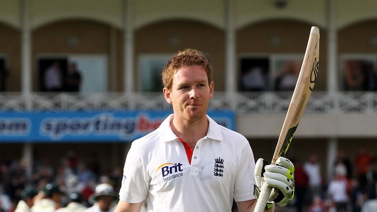 during day one of the npower 1st Test Match between England and Pakistan at Trent Bridge on July 29, 2010 in Nottingham, England.