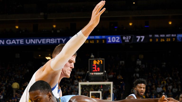 OAKLAND, CA - NOVEMBER 5: Jaren Jackson Jr. #13 of the Memphis Grizzlies handles the ball against the Golden State Warriors on November 5, 2018 at ORACLE Arena in Oakland, California. NOTE TO USER: User expressly acknowledges and agrees that, by downloading and/or using this photograph, user is consenting to the terms and conditions of Getty Images License Agreement. Mandatory Copyright Notice: Copyright 2018 NBAE (Photo by Noah Graham/NBAE via Getty Images)