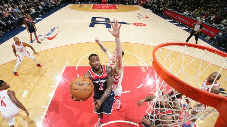 John Wall #2 of the Washington Wizards shoots the ball against the Houston Rockets on November 26, 2018 at Capital One Arena in Washington, DC.