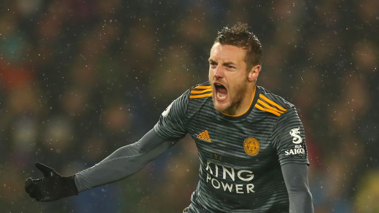 Jamie Vardy celebrates his equaliser in Leicester's 1-1 draw at Brighton