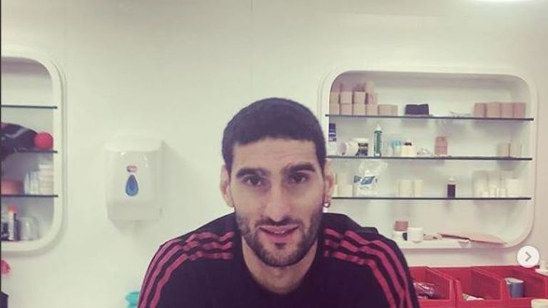 Marouane Fellaini posted a picture of his new haircut on Wednesday (Photo credit: @Fellaini)