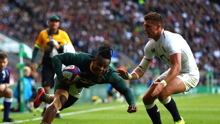  during the Quilter International match between England and South Africa at Twickenham Stadium on November 3, 2018 in London, United Kingdom.