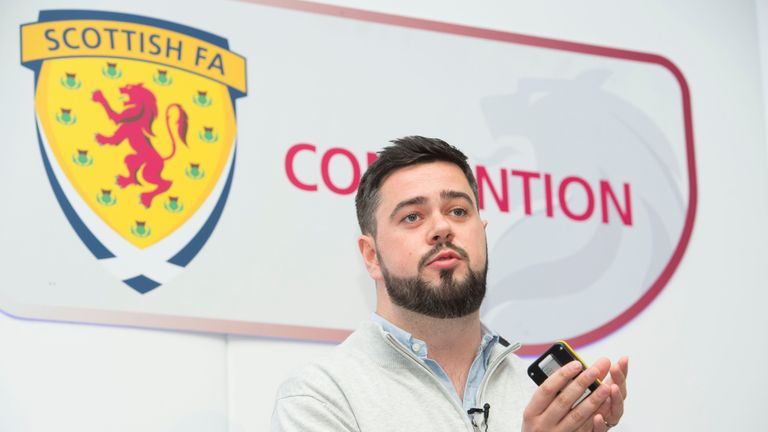 Robert Rowan speaking at the SFA Convention in 2016