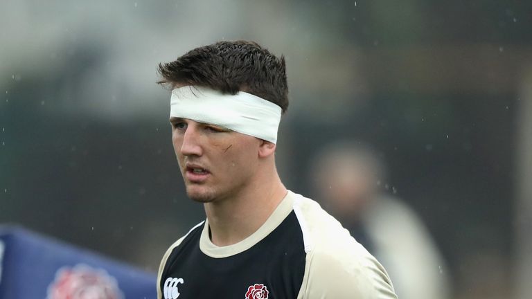 Tom Curry will miss the remainder of England&#39;s autumn internationals with an ankle injury.