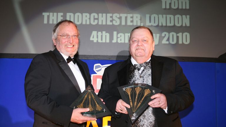 PDC ANNUAL AWARDS DINNER .DORCHESTER HOTEL,PARK LANE,LONDON 4/1/10.PIC;LAWRENCE LUSTIG. HALL OF FAME;DICK ALIX AND TOMMY COX