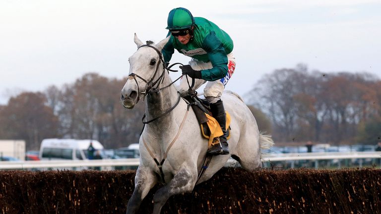 Bristol De Mai on his way to winning a second Betfair Chase