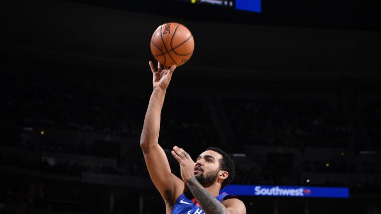 Trey Lyles lofts a floater against Orlando