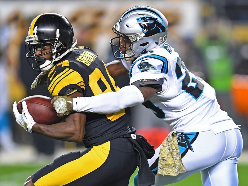 Steelers' Ben Roethlisberger throws for 5 TDs in win vs. Panthers