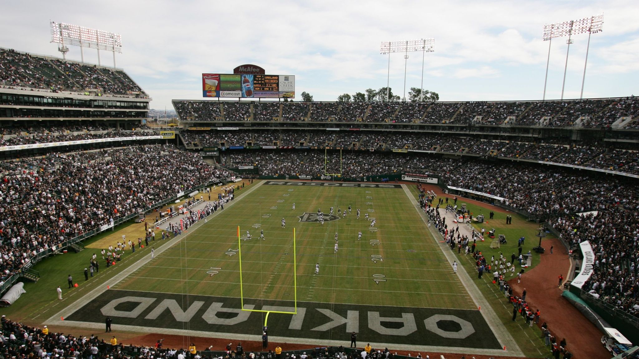 Strålende bagage Parasit Oakland Raiders in talks over sharing home of baseball's San Francisco  Giants | NFL News | Sky Sports