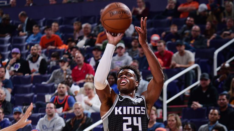 Buddy Hield rises up for a jump shot