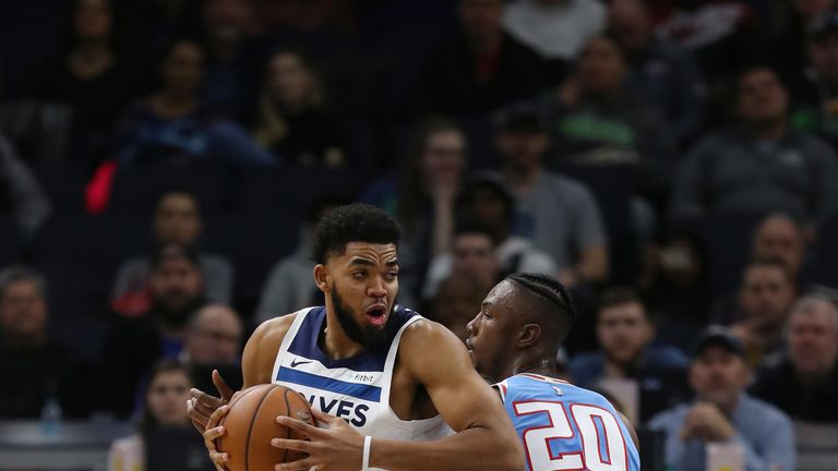 Karl-Anthony Towns posts up against Sacramento