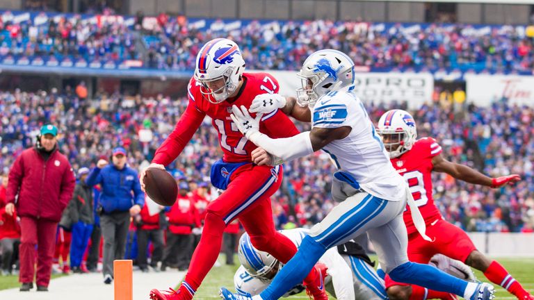 ORCHARD PARK, NY - DECEMBER 16:  Josh Allen #17 of the Buffalo Bills carries the ball for a touchdown  during the second quarter against the Detroit Lions at New Era Field on December 16, 2018 in Orchard Park, New York.  (Photo by Brett Carlsen/Getty Images) *** Local Caption *** Josh Allen