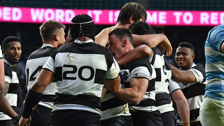 The Barbarians scored three converted tries, plus the drop goal, in the second half to win from 28-14 down