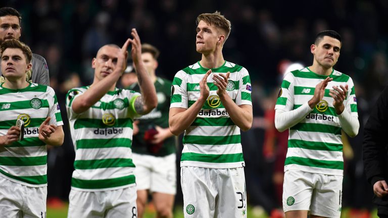 Celtic players applaud their support at full-time after the 2-1 defeat to RB Salzburg