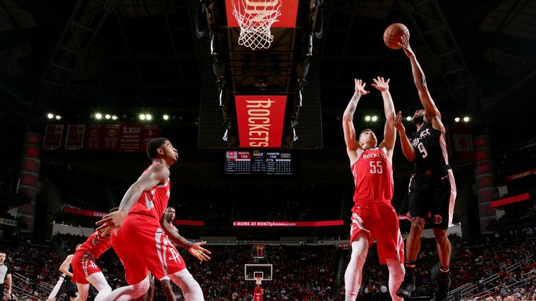 Chasson Randle of the Washington Wizards shoots the ball during the game against the Houston Rockets