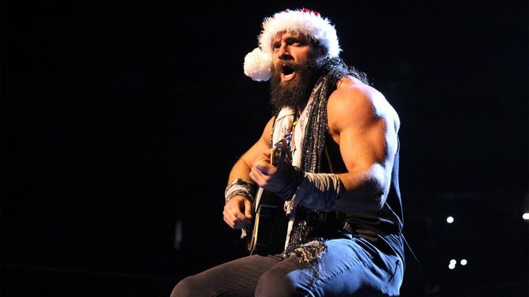 Elias will sing in the New Year in typical style on this week's Raw