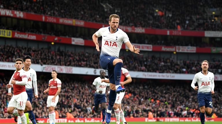 Harry Kane puts Tottenham ahead from the penalty spot